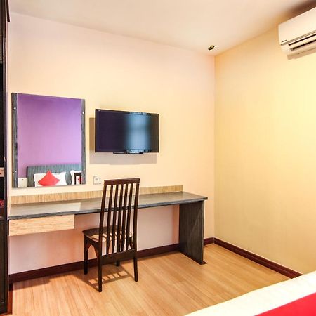 Super Oyo 43930 Hotel Esplanade SDK Dış mekan fotoğraf
